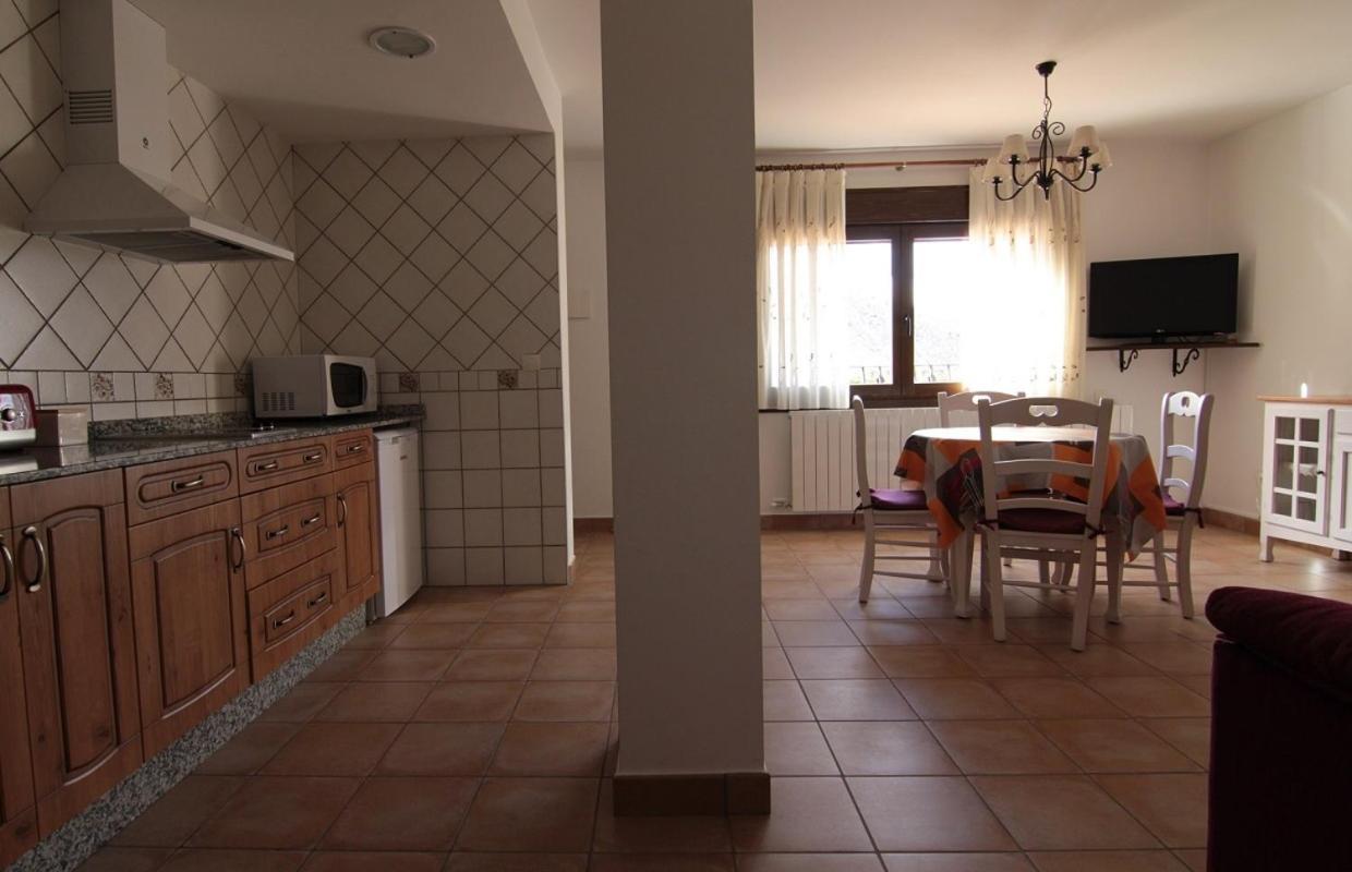 Apartamentos Barrena Albarracin Exterior photo